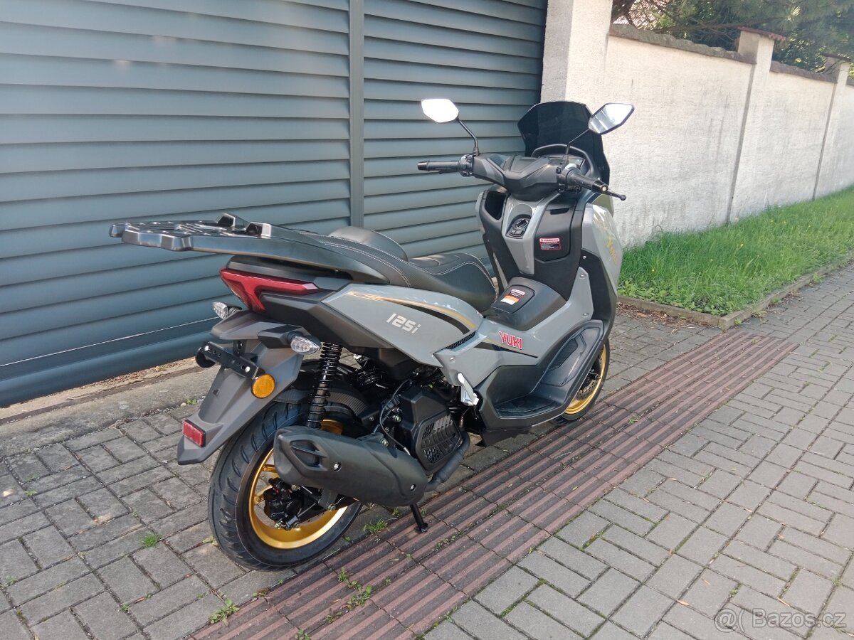 Skútr Yuki YMax 125 - 6