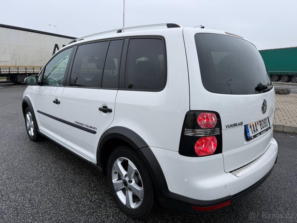 TOURAN CROSS 2.0 TDI - 6
