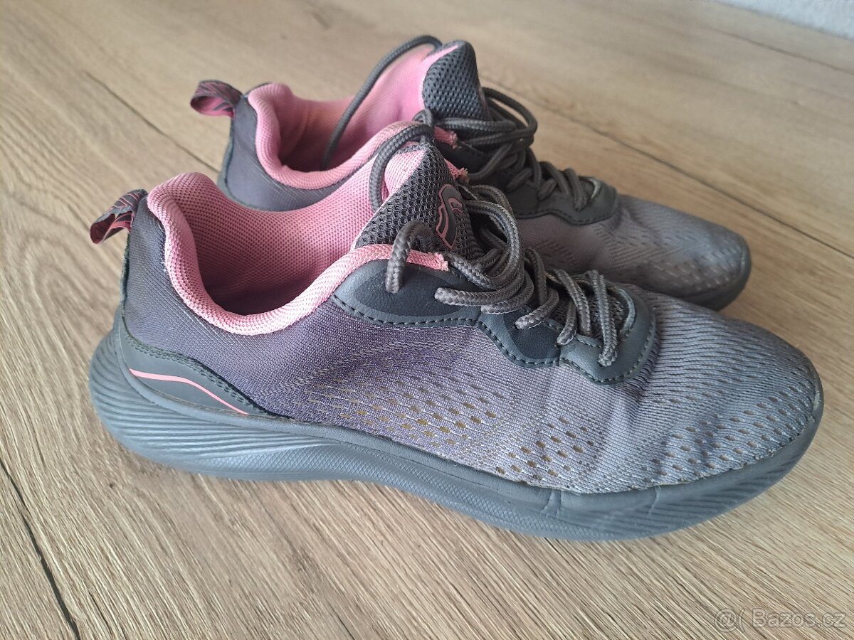 dívčí tenisky vel. 37 - 6