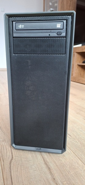 Prodám PC - 6