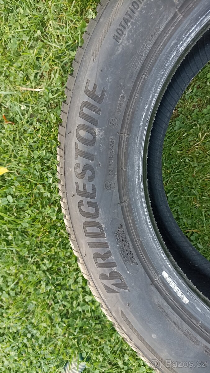 205 60 16 Bridgestone blizzak LM 005 - 6