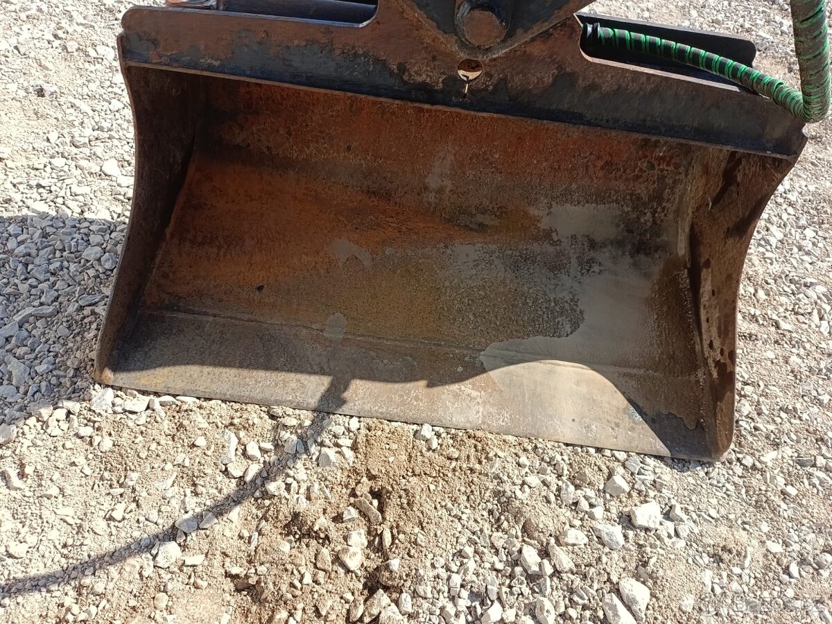 Pásový minibagr CASE CX 26C - 6