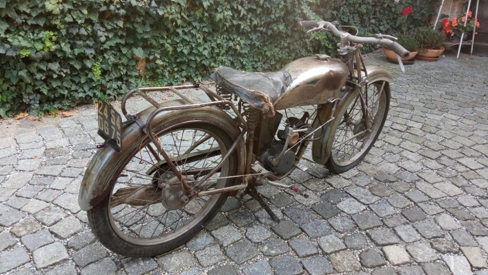 Motocykl MR. 40 léta. - 6