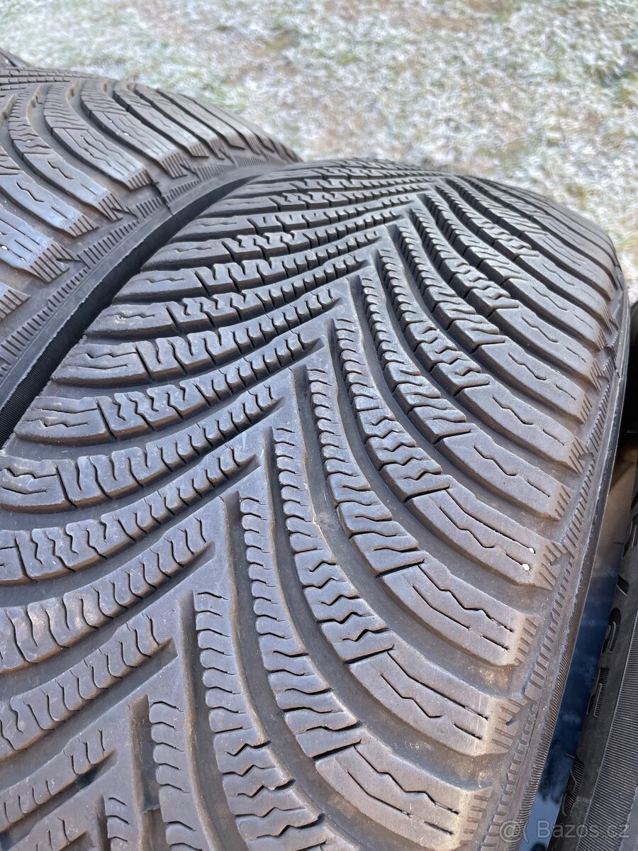 Michelin 215/65R17 zimní - 6