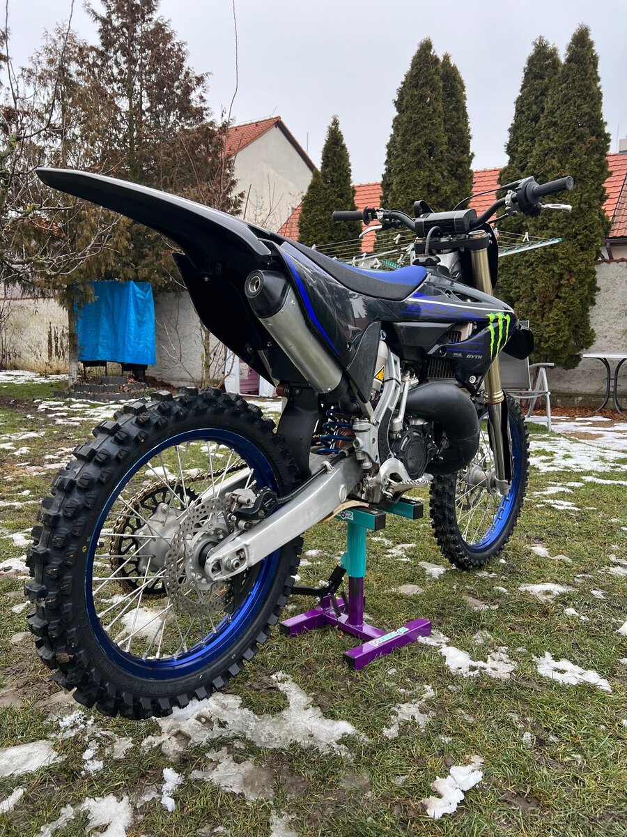 Yamaha YZ125 2022 Monster edice 23mth - 6