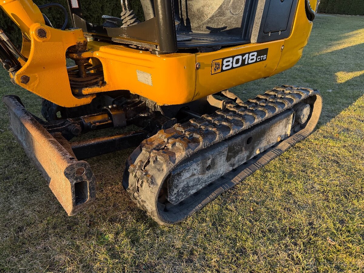 Minibagr jCB 8018 - 6
