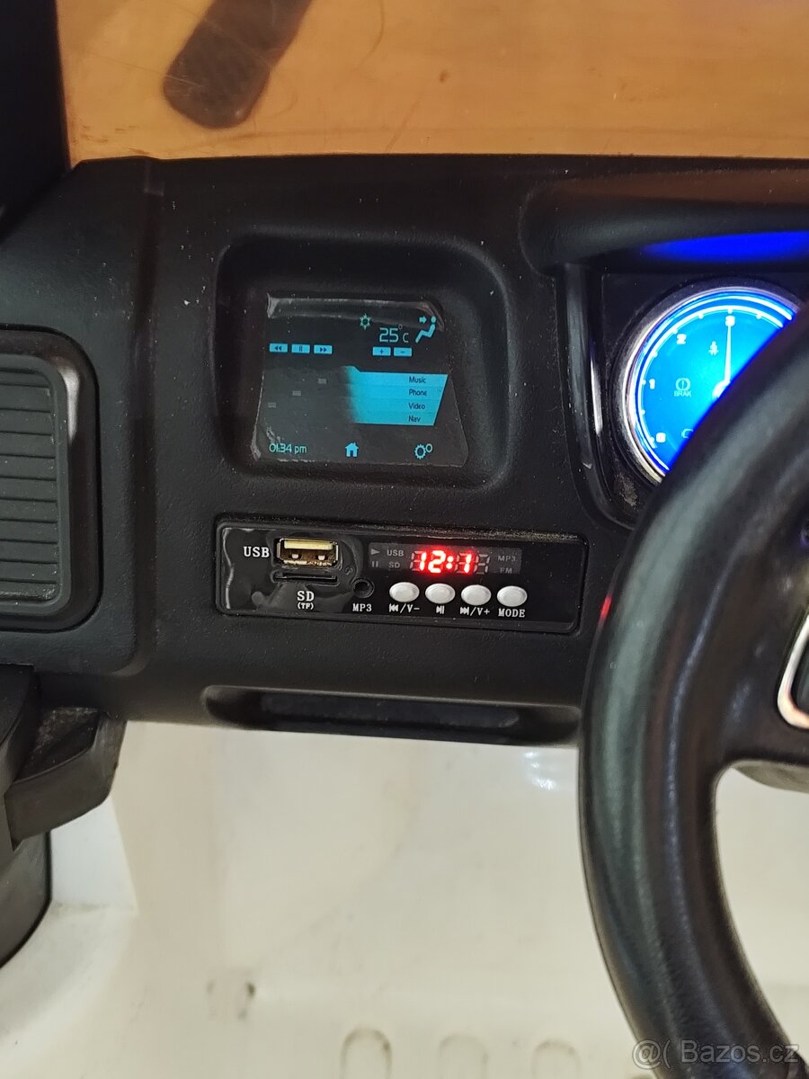 Dětské elektrické auto FORD RANGER - 6