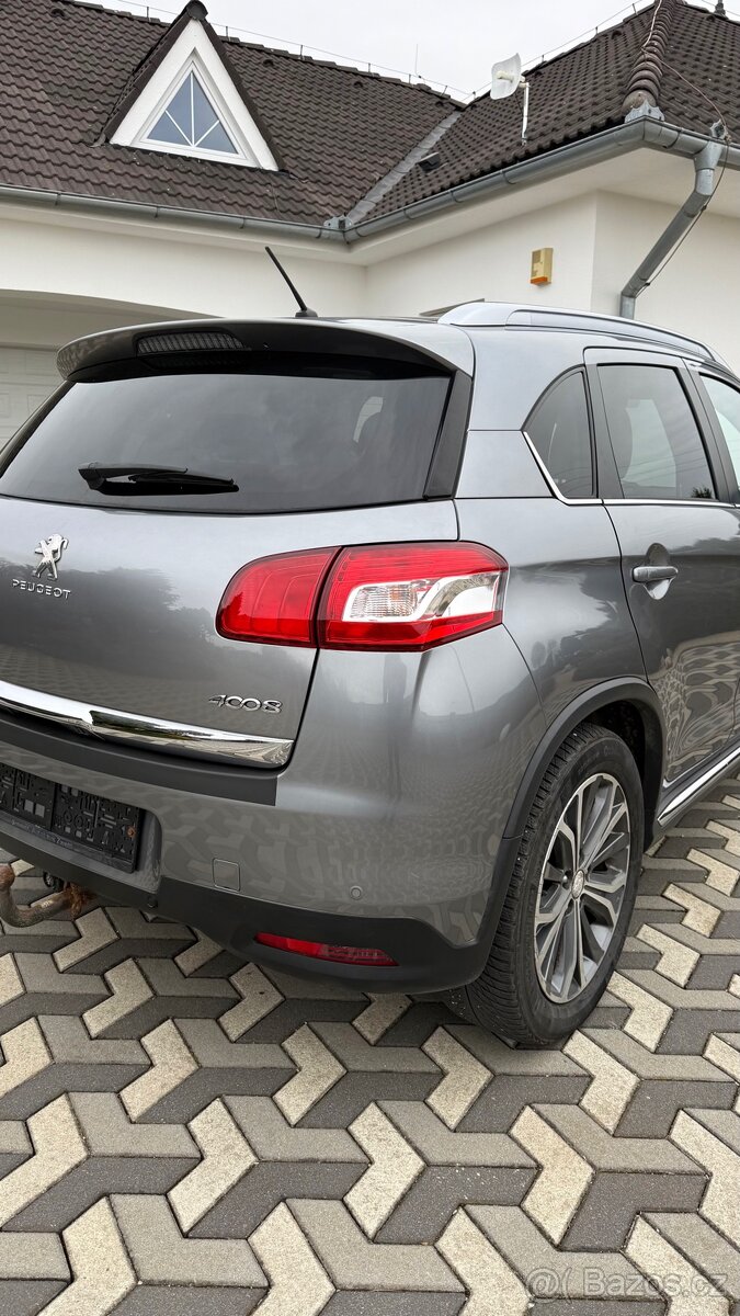PEUGEOT 4008 ALL 1.6Hdi 84kw 4x4 - 6
