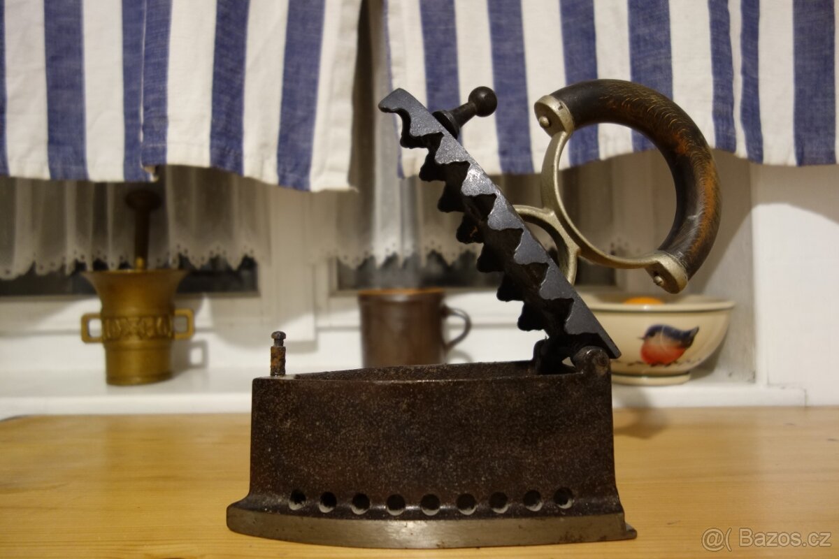 Historická žehlička - 6