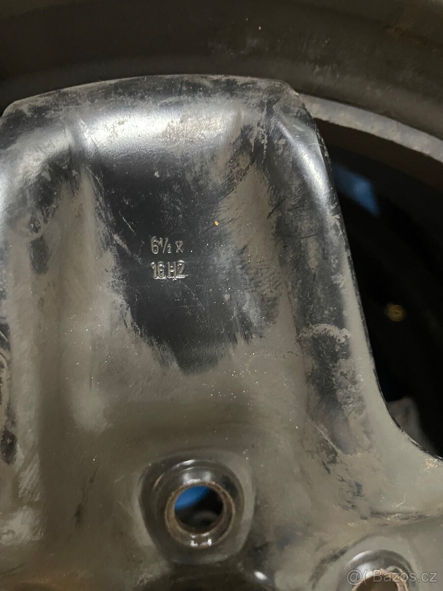 4x plechový disk - 6