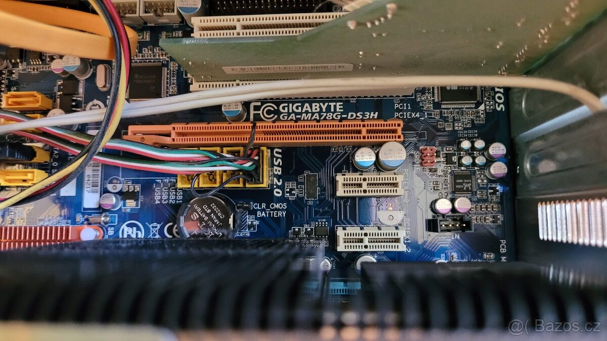 Prodám starší tichý PC midi tower + monitor LCD HP 17" - 6