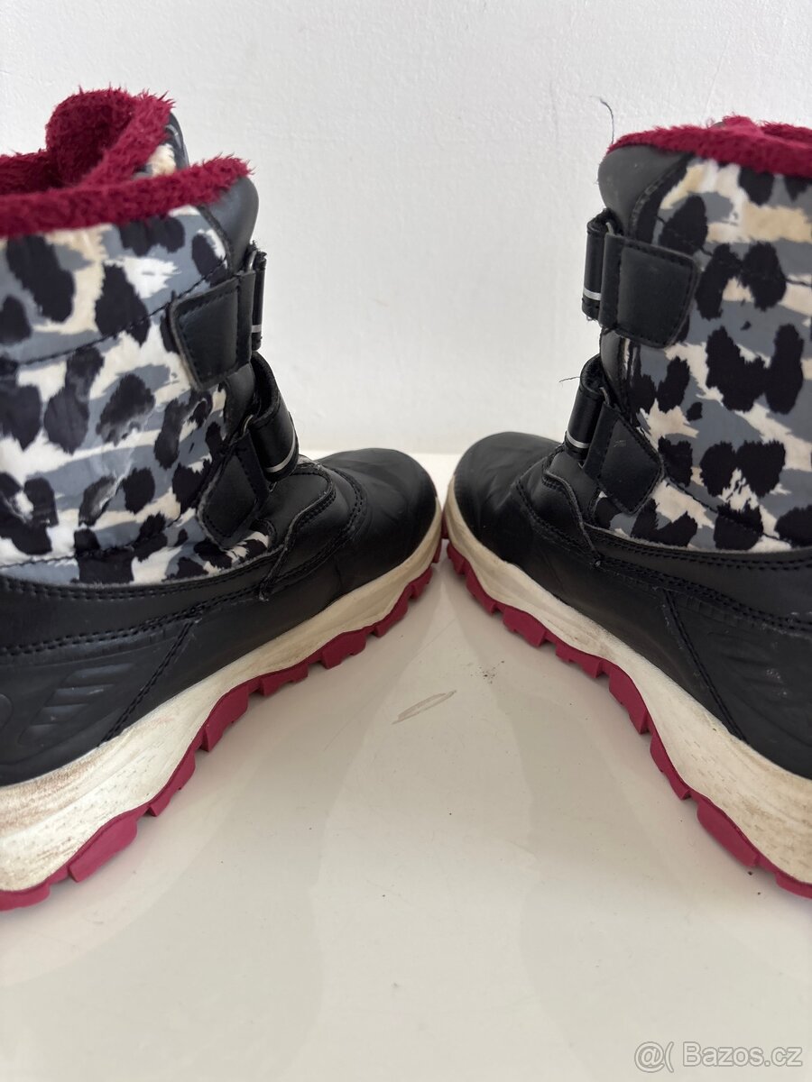 Prodám černé kožačky vel. 35 - 6