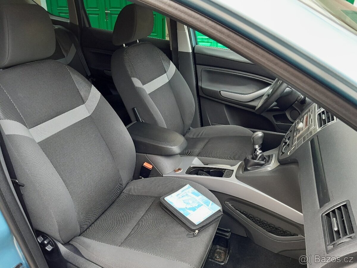 Ford Kuga 2,0TDCI 100KW 4x4 TREND - 6