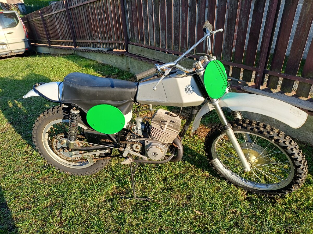 Motorky ČZ 250/980 - 6
