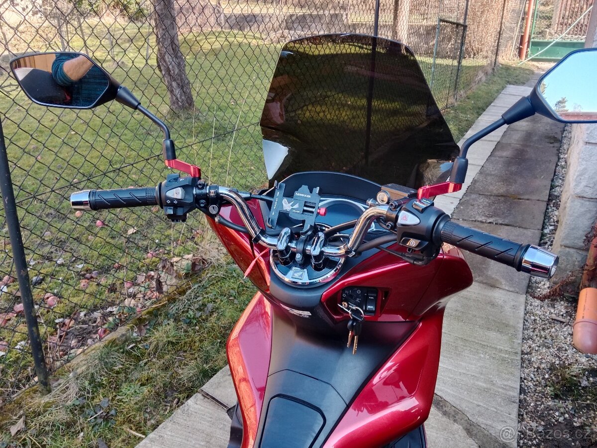 prodám PCX 125 - 6
