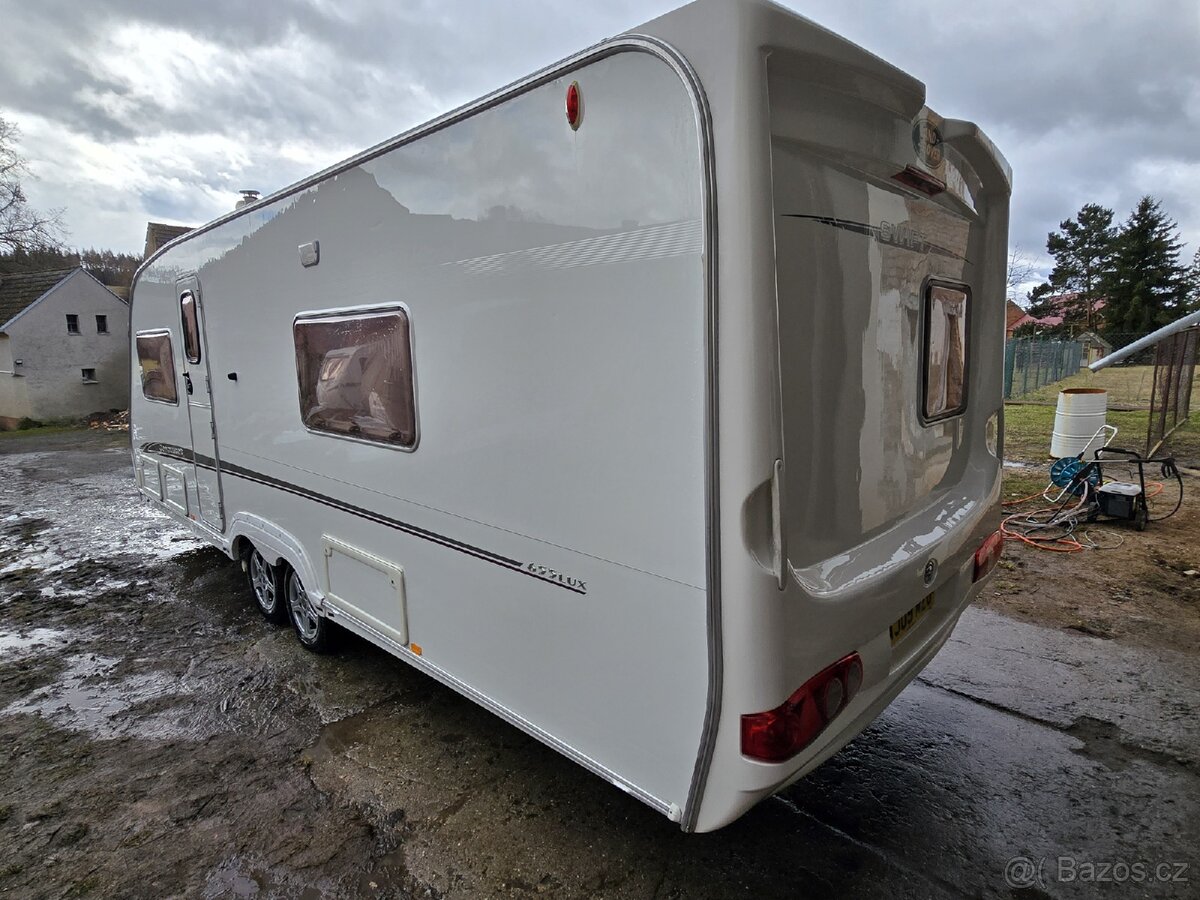 Karavan Swift Conoueror 655 Lux Pro 4/5 osob Pojezd - 6