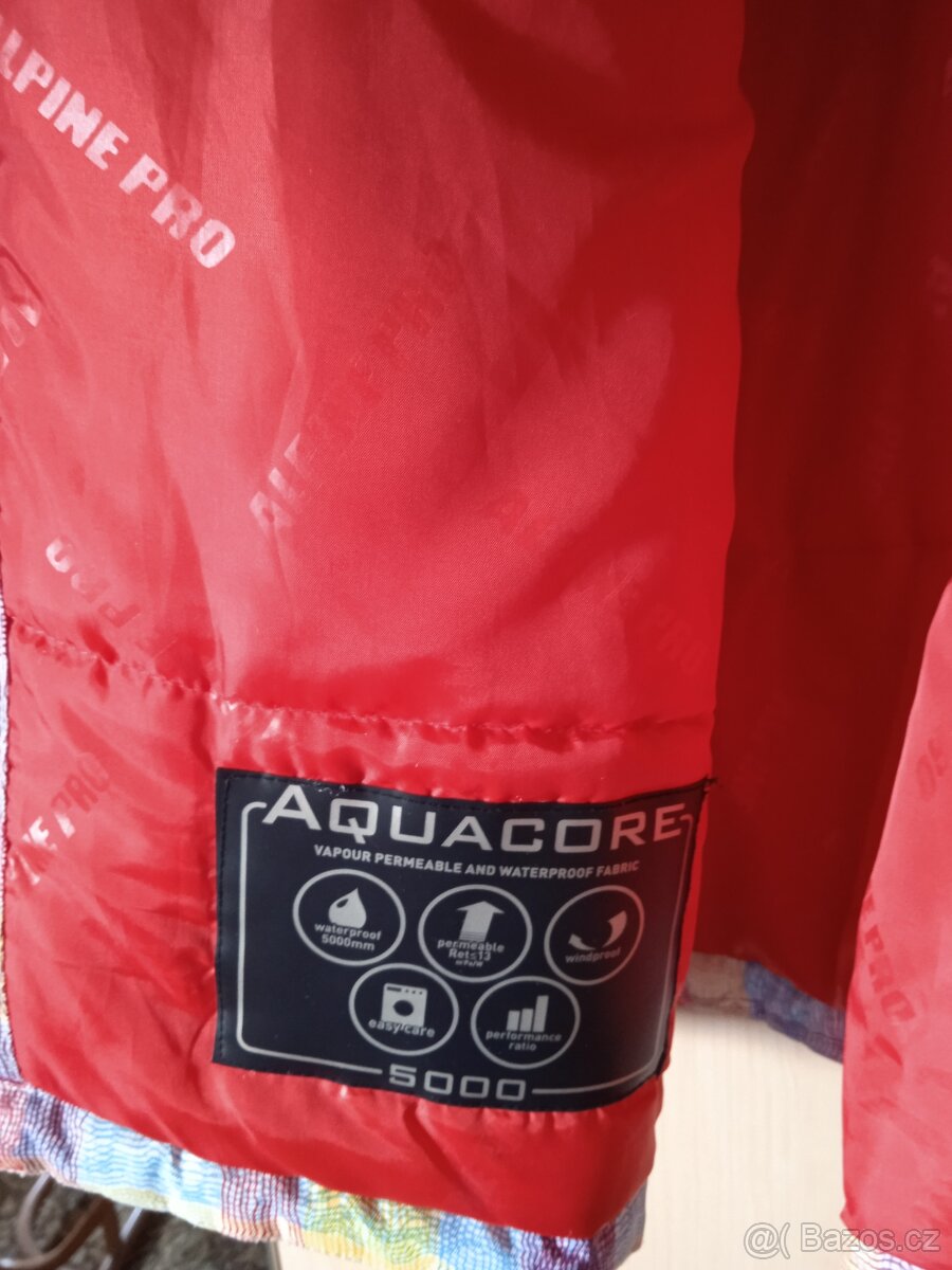 Dámská zimní značková bunda - 6