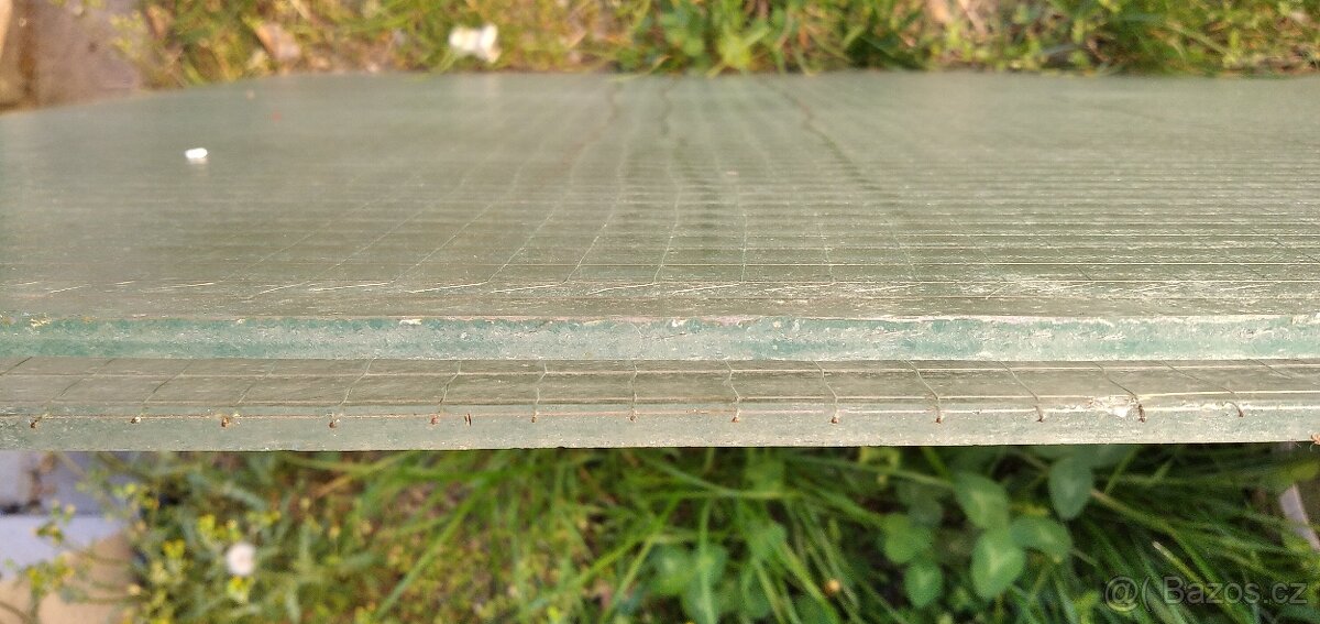 Drátěné skleněné tabule - pevné 0,6 mm - 6