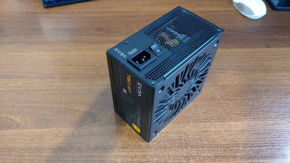 EVGA SuperNOVA 750 GT 750W Gold - 6