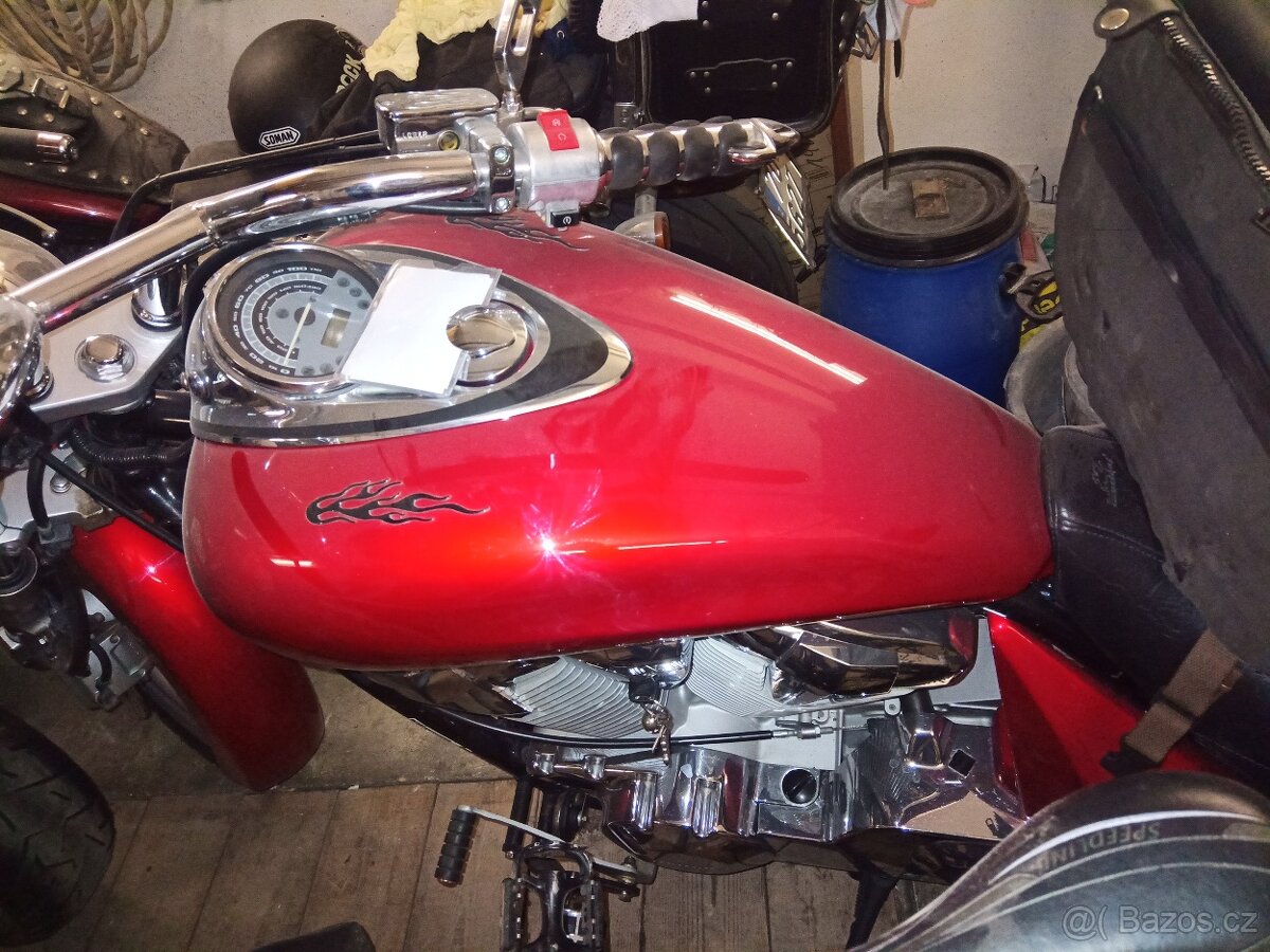 Honda vt 1300cs Sabre - 6