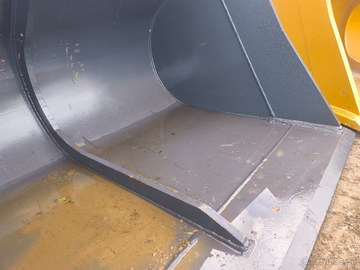 Velkoobjemová lopata 172cm pro 20-26t - 6