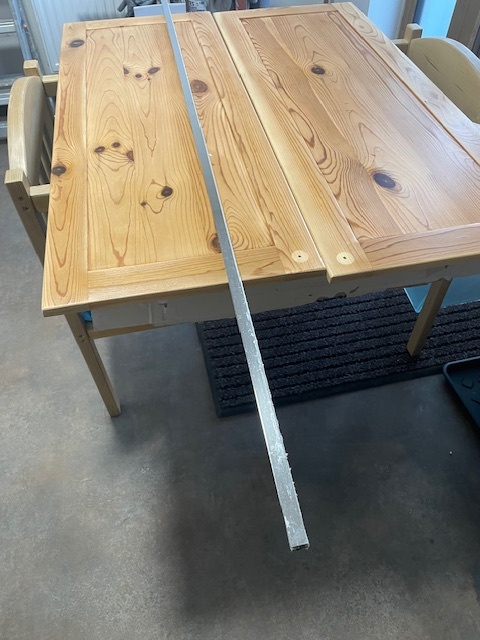 Skleněná barová police do kuchyně - 6