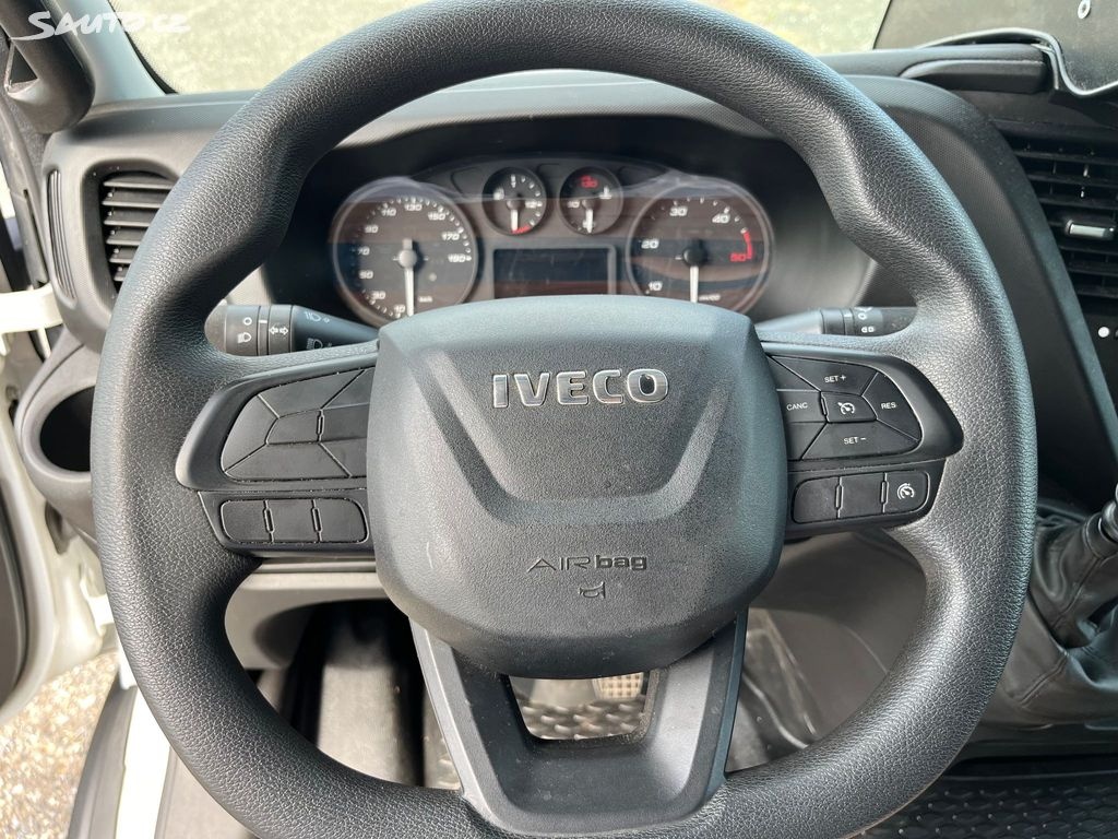 Iveco Daily- souprava 20 palet - 6