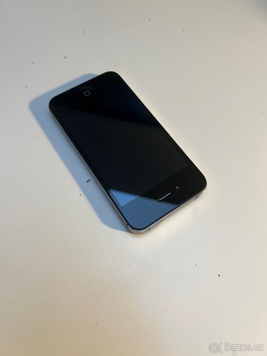 iPhone 4S 8gb Černy v dobrem stavu - 6