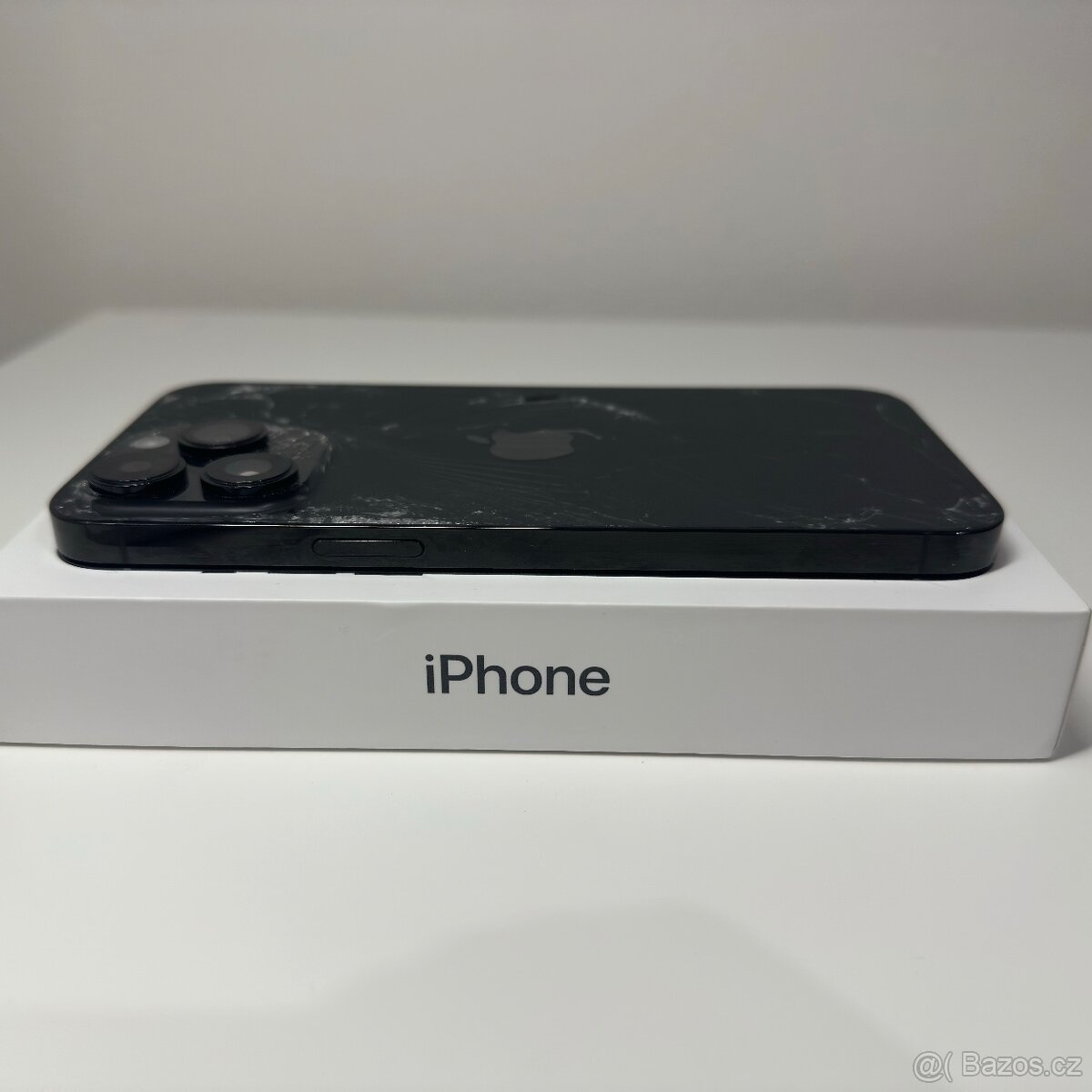 iPhone 14 Pro max - 256 GB, prasklé záda - 6