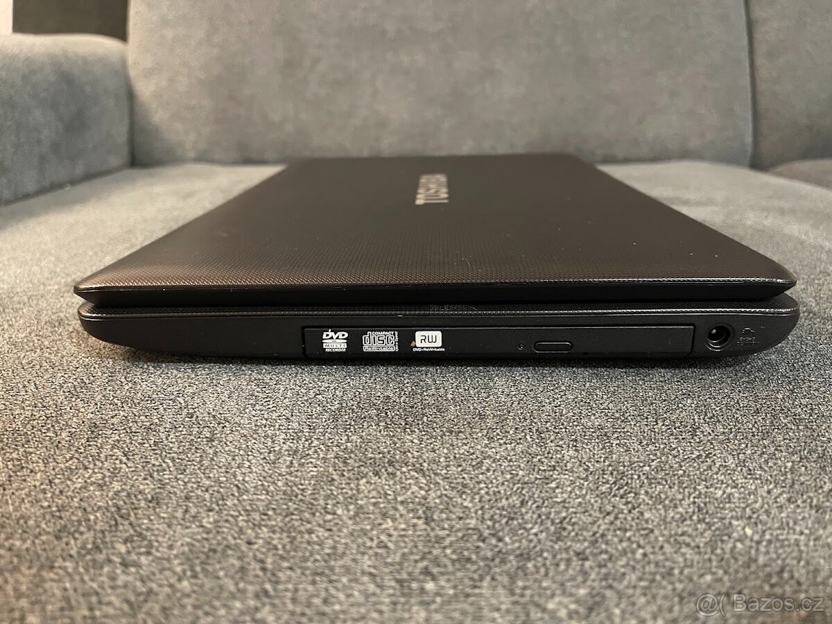 TOSHIBA Satellite C650 - 15Z - 6