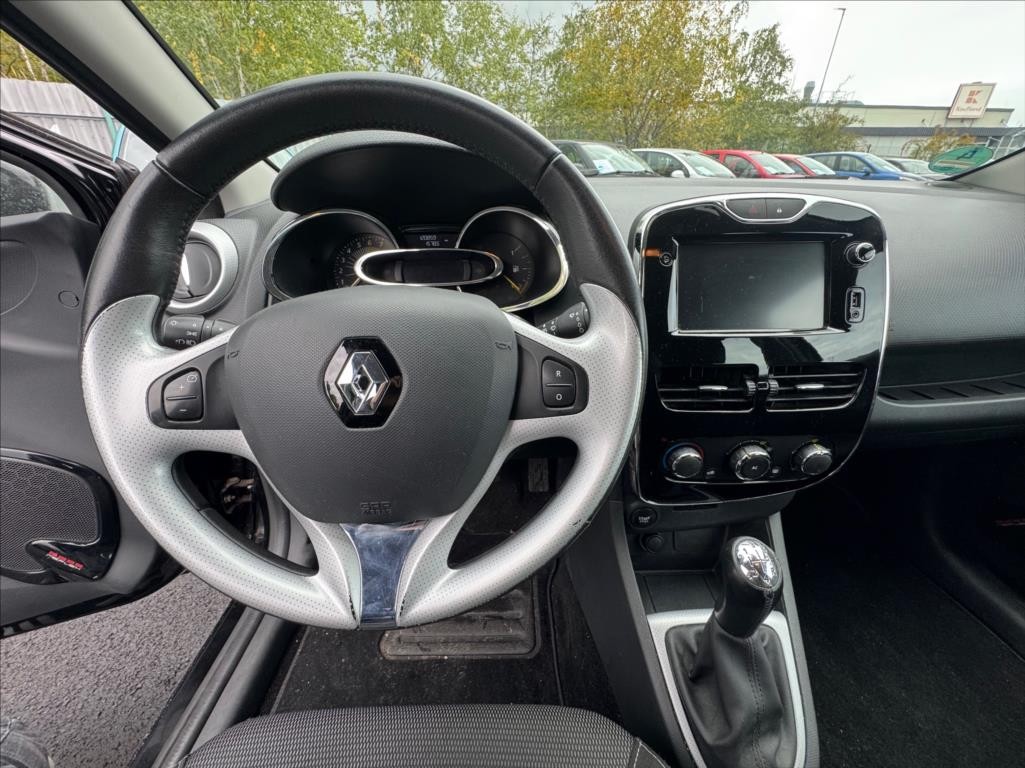 Renault Clio 0,9 (2012) - 6