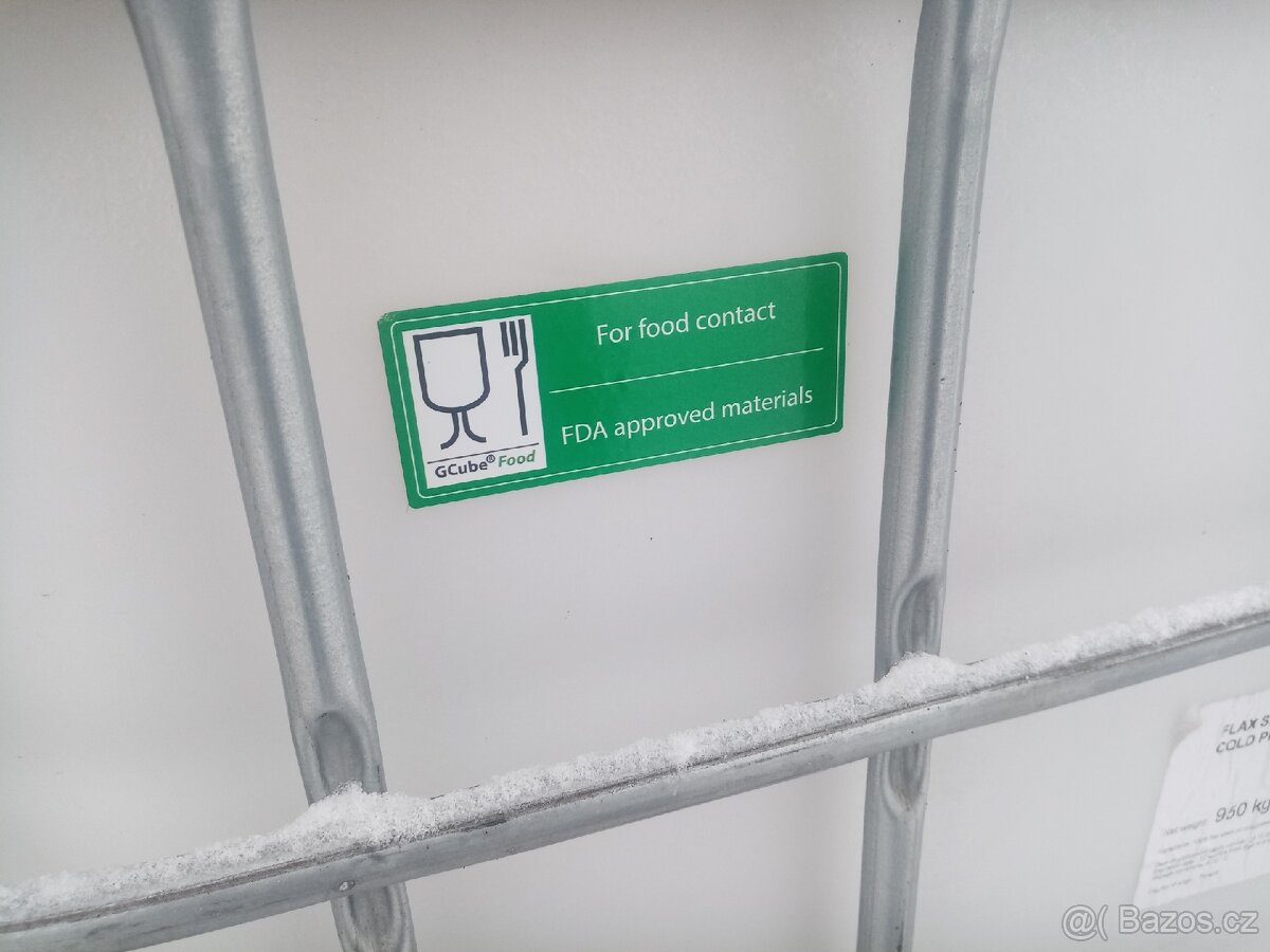 IBC nádrže potravinářské + pěkné bílé černé - 6