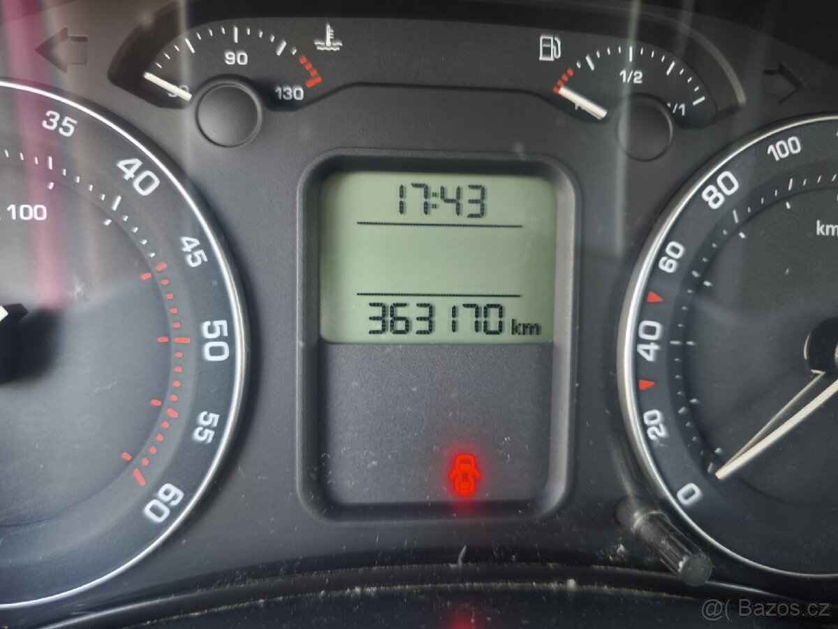 Škoda Octavia II - 6