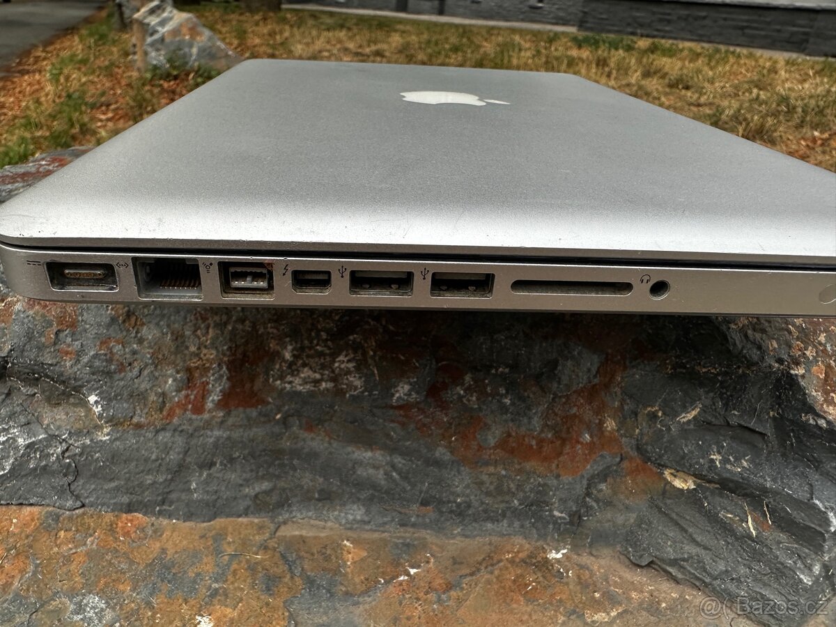 MacBook Pro - 6