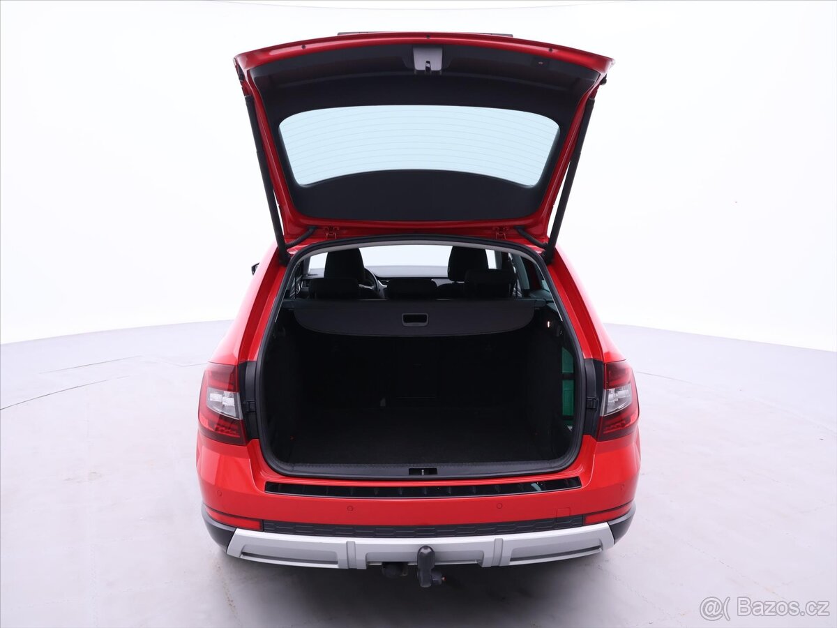 Škoda Octavia 2,0 TDI 135kW 4x4 DSG CZ Scout (2017) - 6