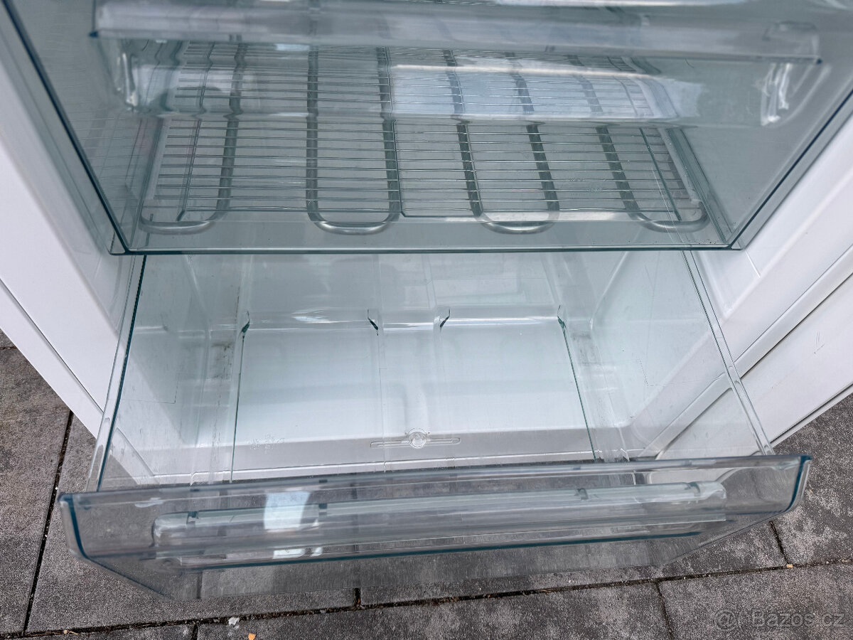 Mrazák Electrolux 7 šuplíkový - 206 litrů - 6