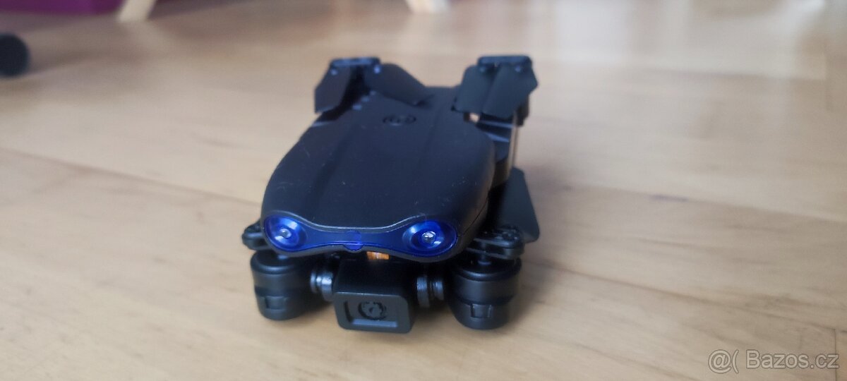 Skládací mini dron - 6