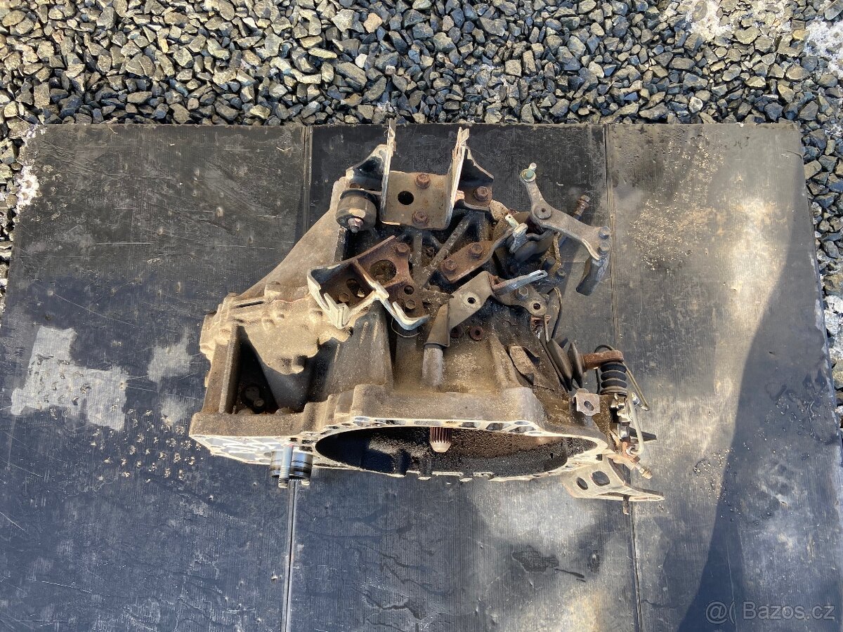 Toyota Rav4. Převodovka 2.2 D-cat 130 kw. - 6