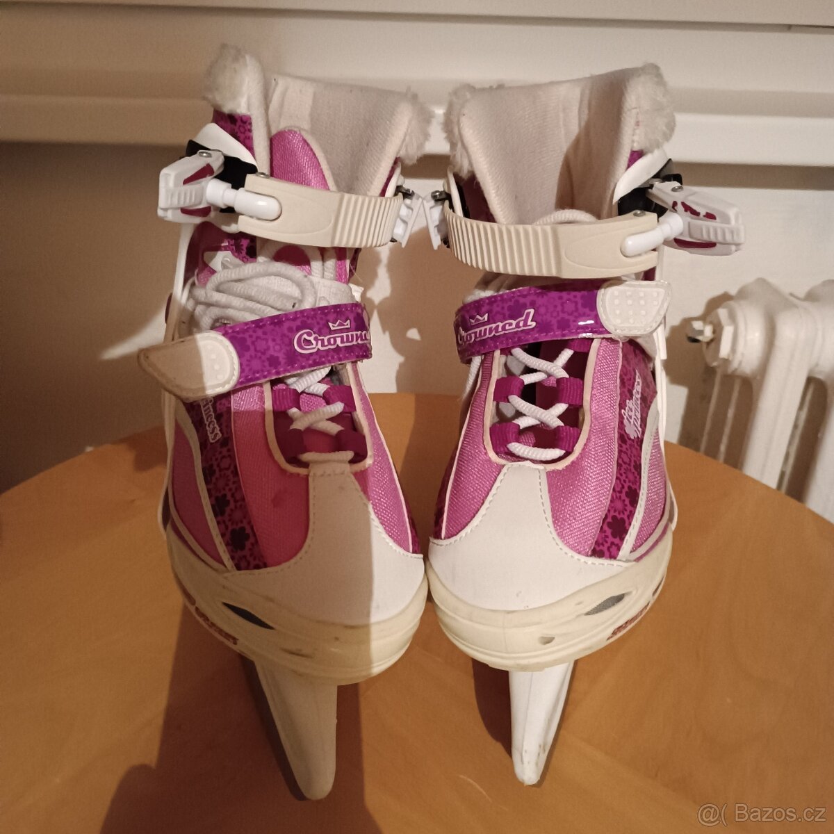 Prodám nevyužité dívčí brusle vel.35-38 - 6