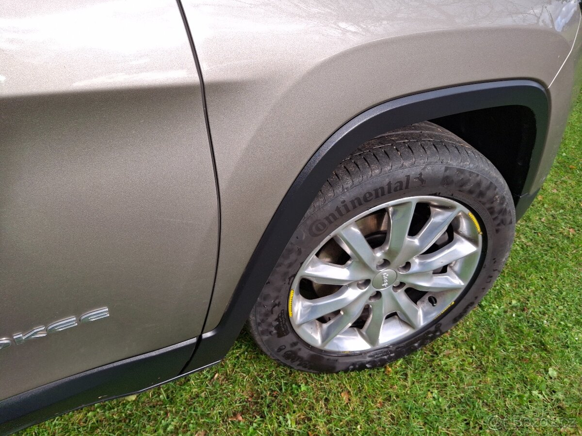 JEEP CHEROKEE 2.2 D, 4X4 nové Tažné - 6