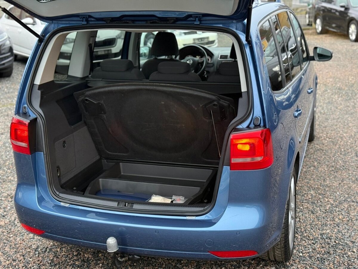 VW Touran Style 2.0TDi 103kw DSG - LED - Nova stk - 6