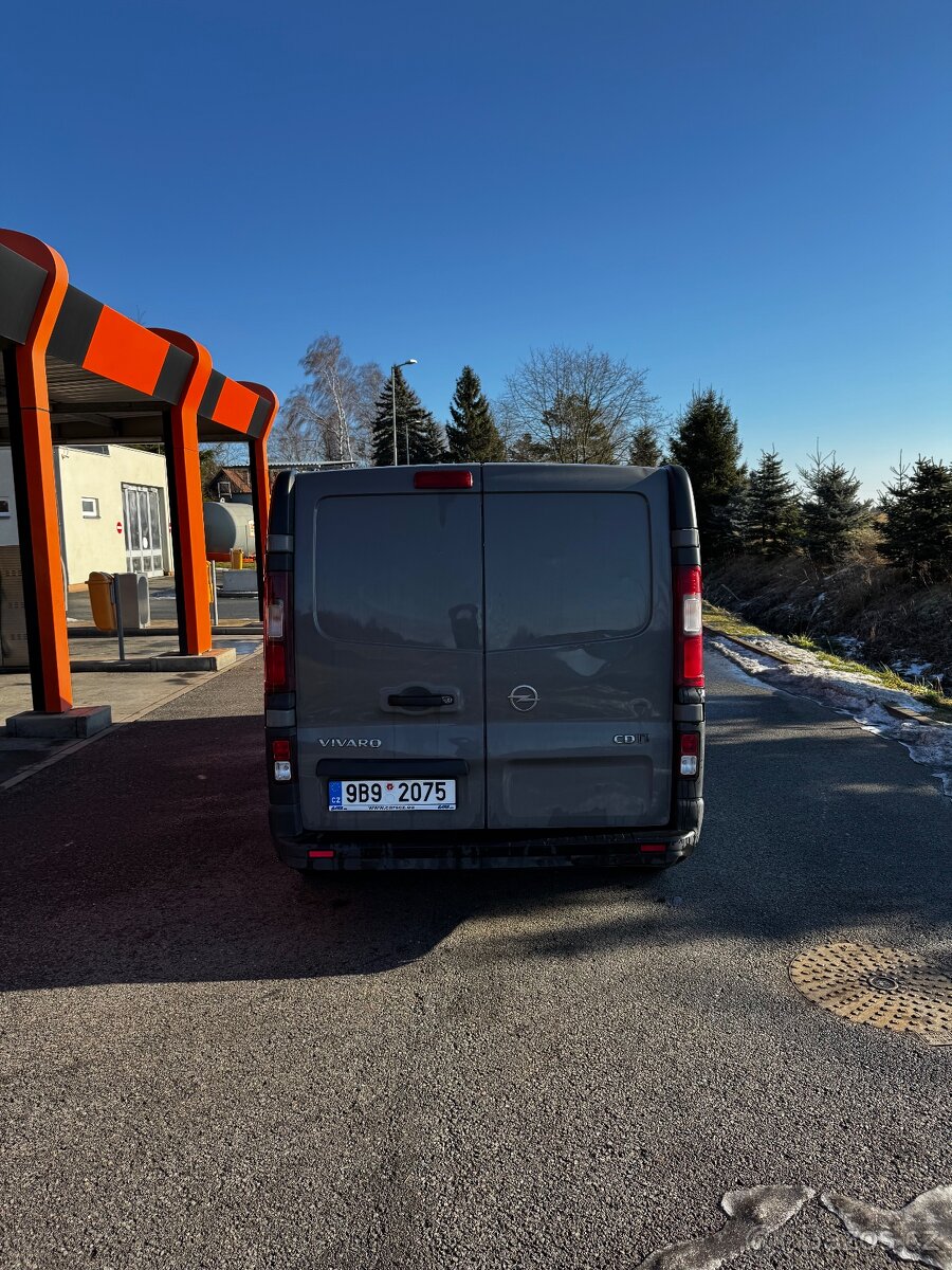 Opel Vivaro 1.6Cdti 85kw, ČR, klima - 6