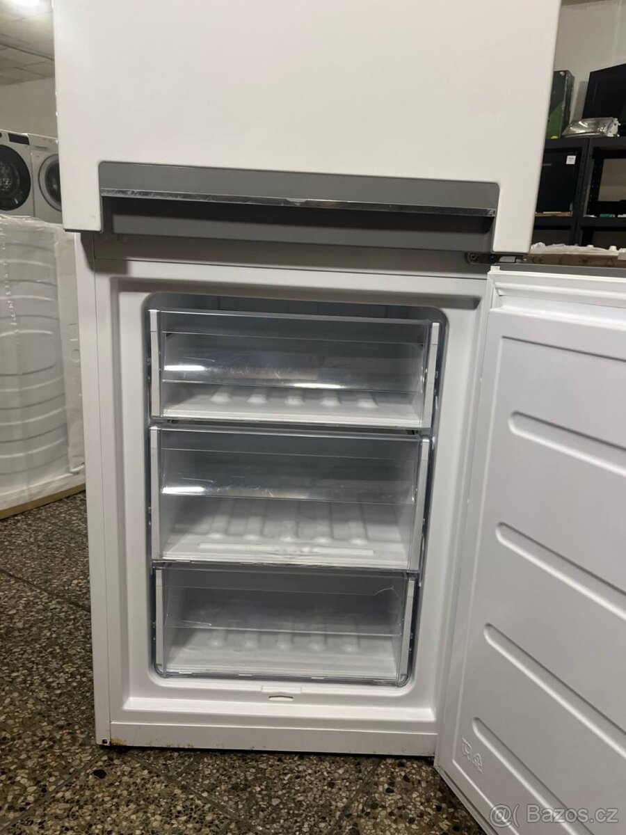 Lednice Whirlpool No Frost + záruka - 6
