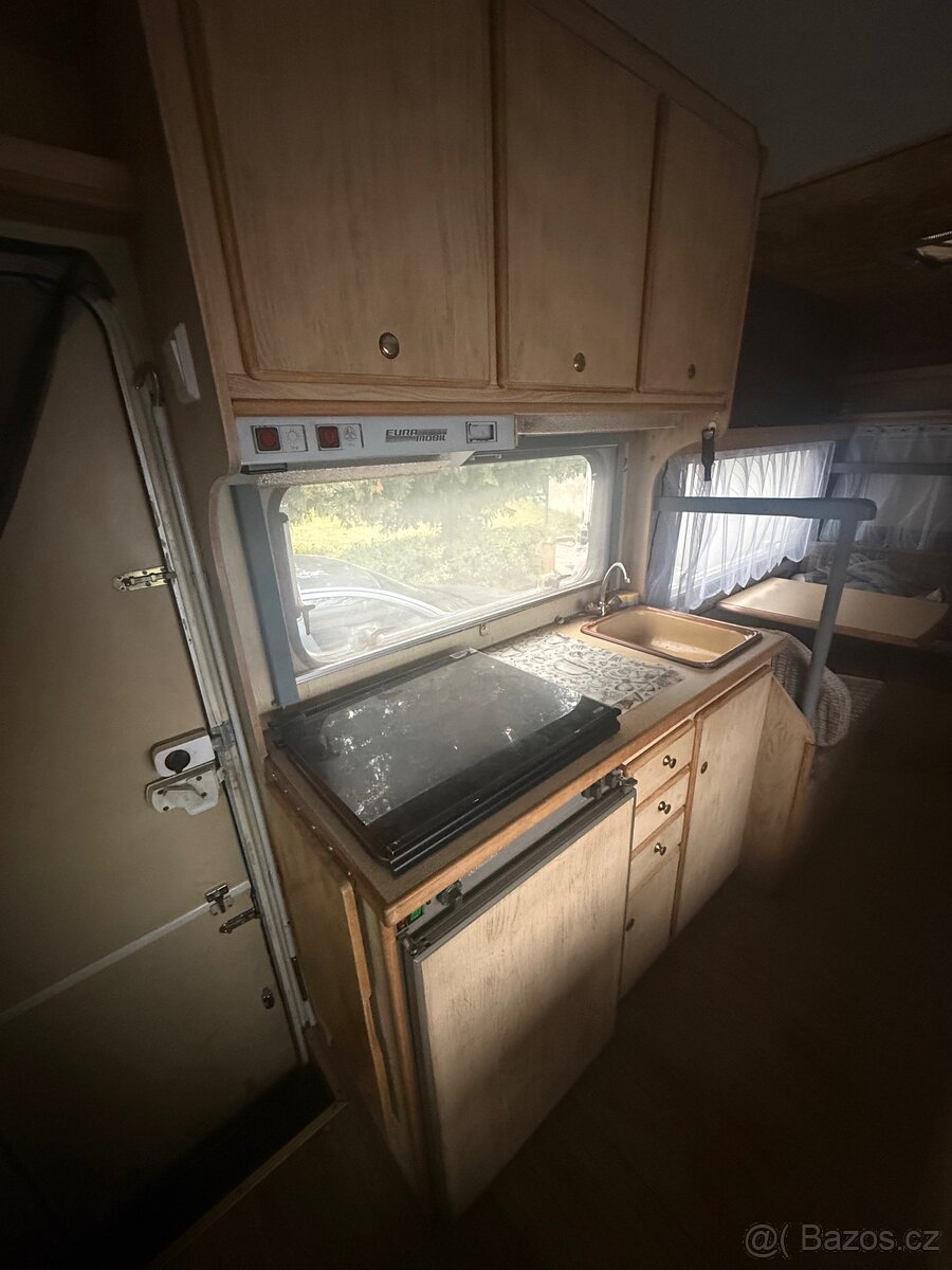 Obytný vůz Peugeot J5 - 6