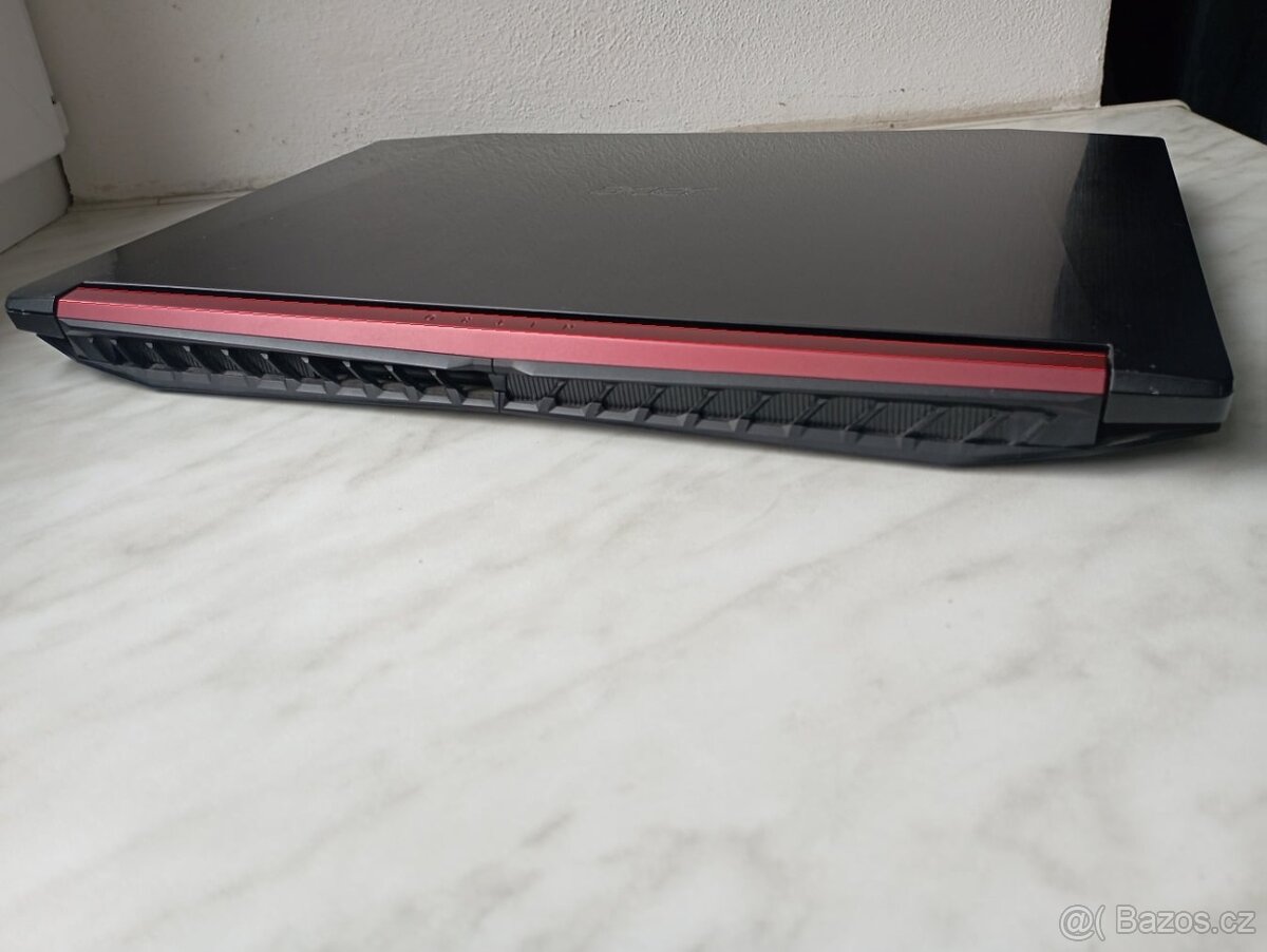 Acer Nitro 5 Herní čiré i5(8x vlákno) Full Hd - 6