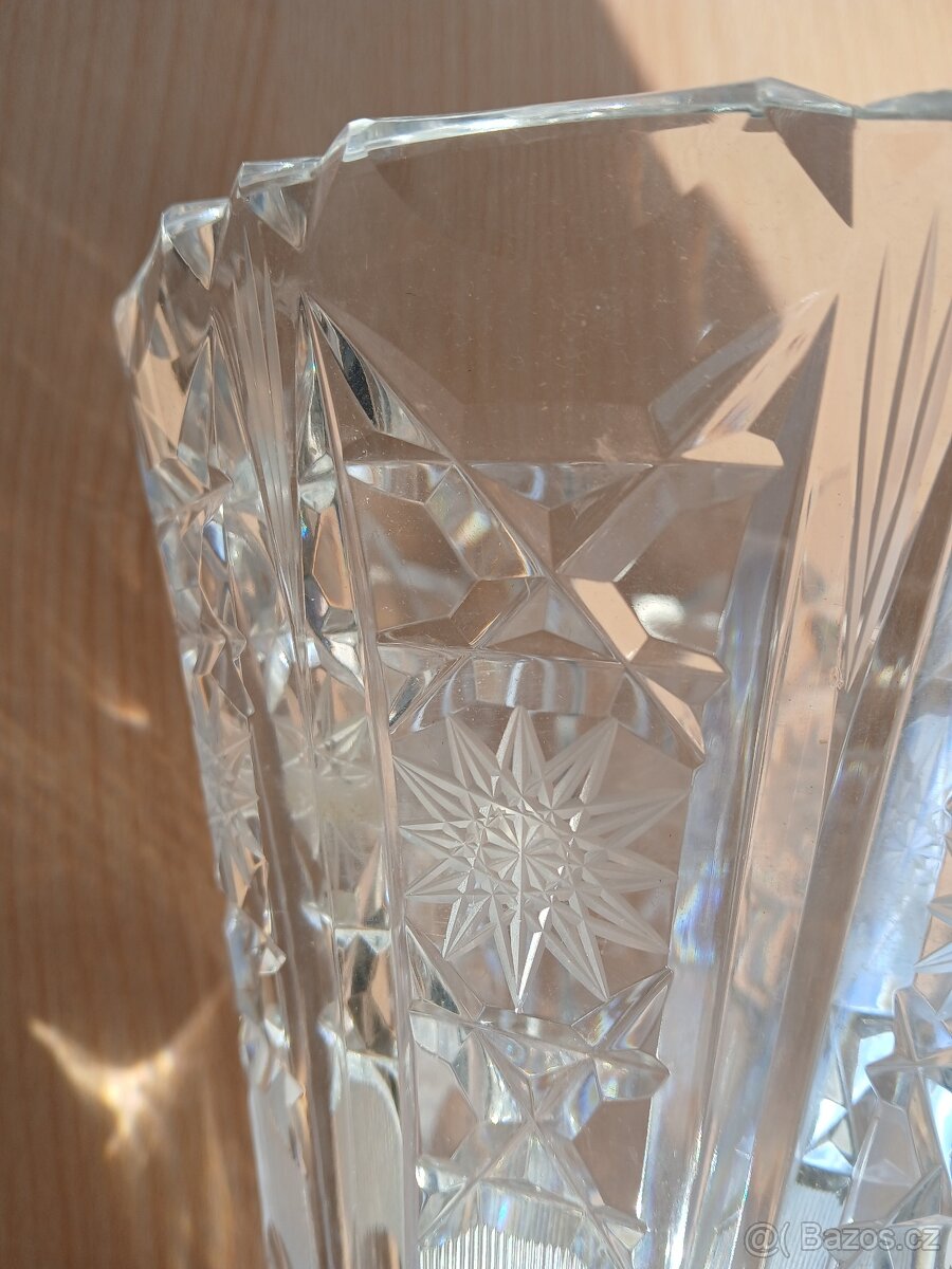 Broušená váza - 6