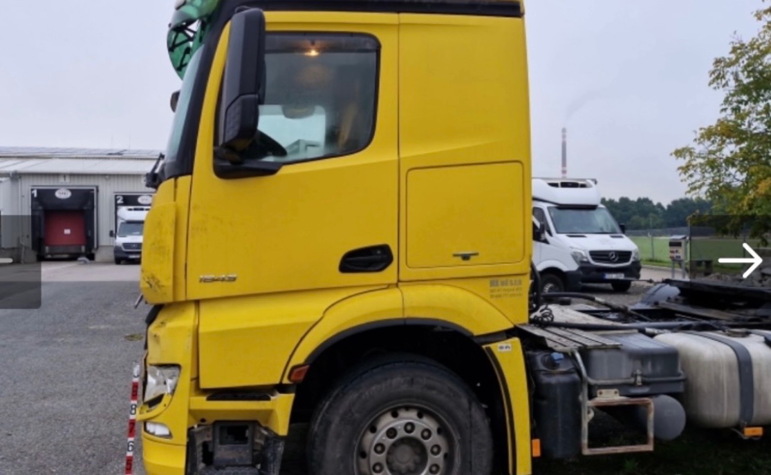 Mercedes Benz Arocs 1843 - 6