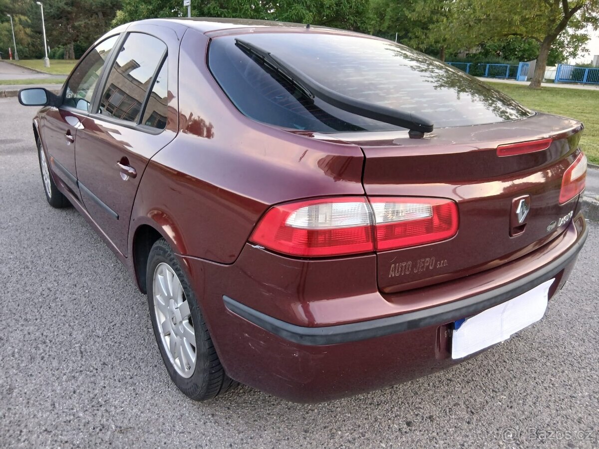 Laguna 1.6 Liftback - 6