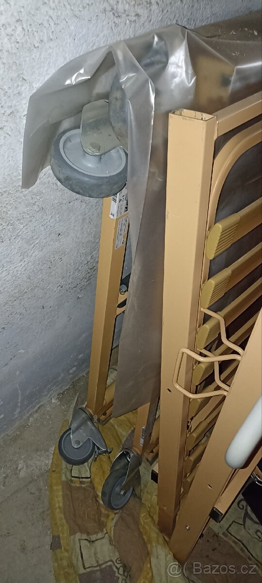 Elektrické polohovací lůžko značky DAYS - 6