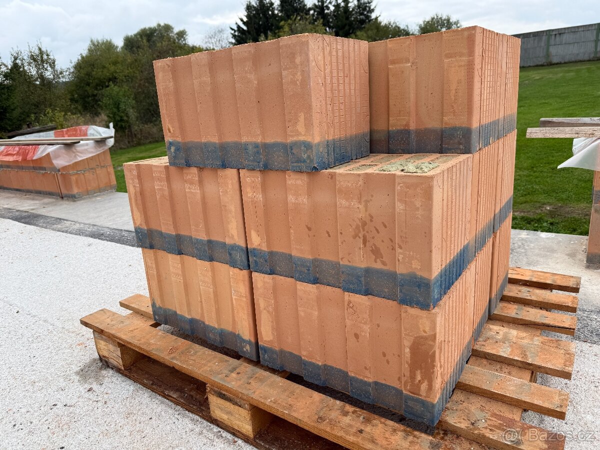 Cihla broušená soklová Porotherm 44 TBS zateplená - 6